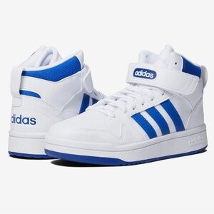 Adidas youth size 7, also fits a women’s 8.5.